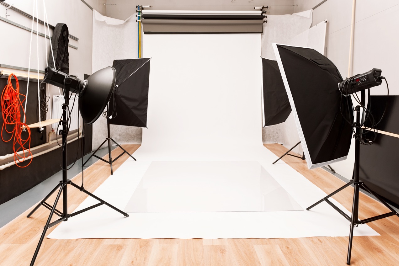 Styling, Lighting, and Camera Settings For eCommerce Photography