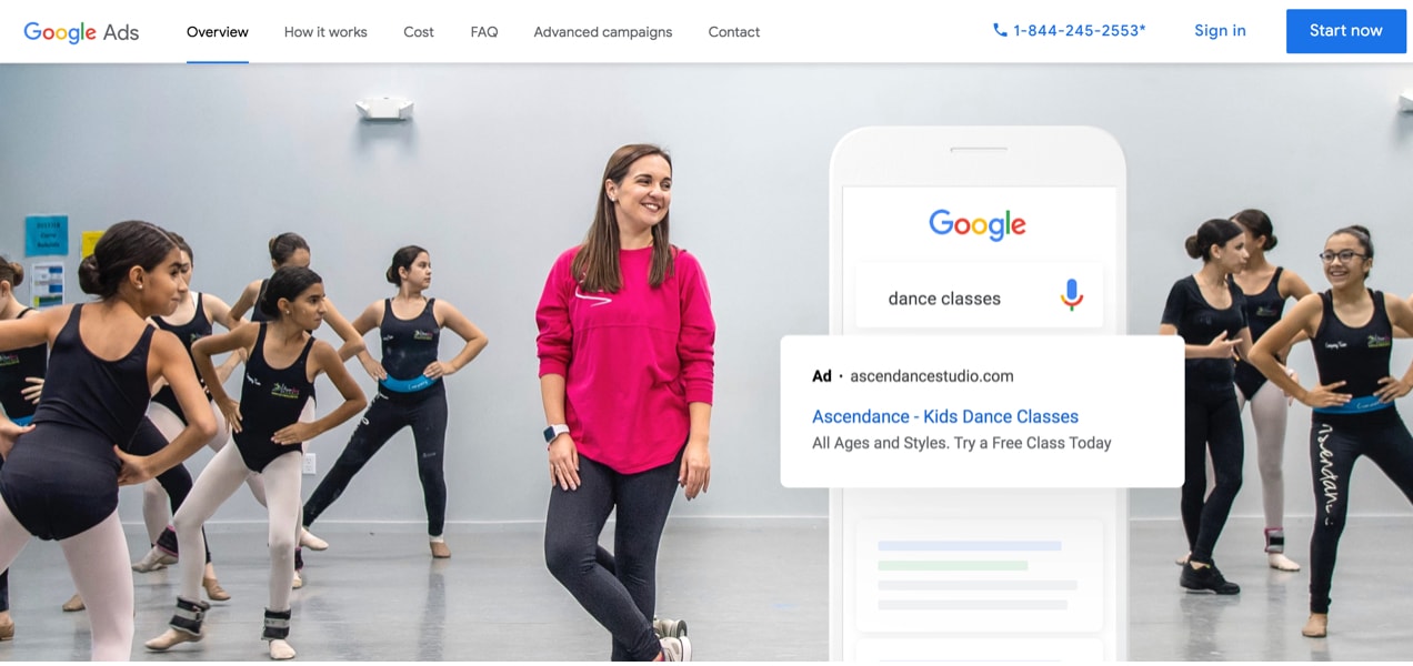 Captura de pantalla de la página de inicio de los anuncios de Google, que muestra bailarines y un ejemplo de anuncio de clases de baile