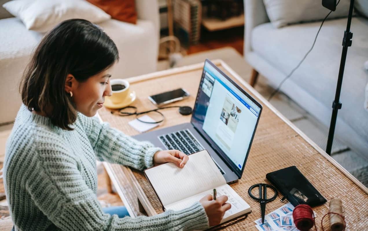 woman working on a laptop