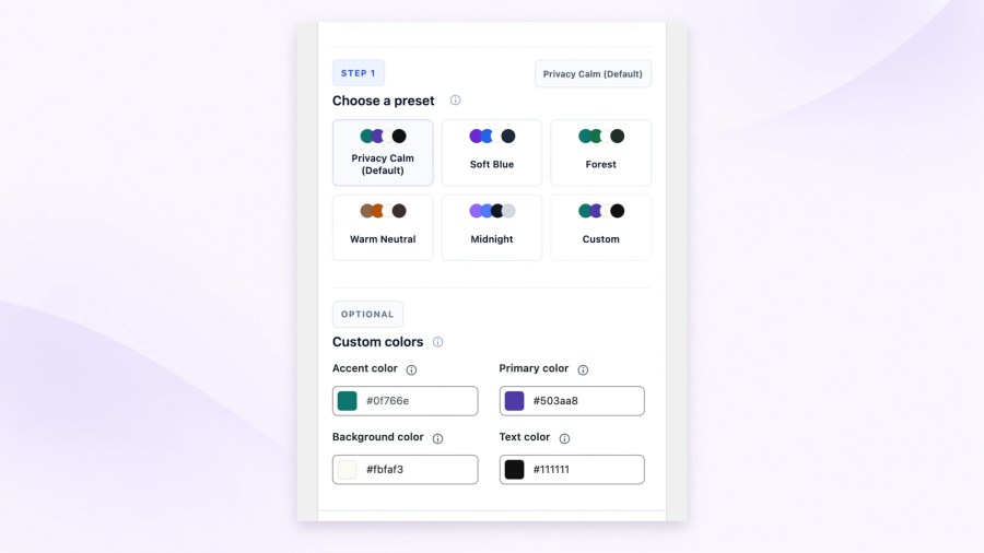 Privacy appearance settings showing six presets, Privacy Calm selected, and custom color fields for accent, primary, background and text colors.