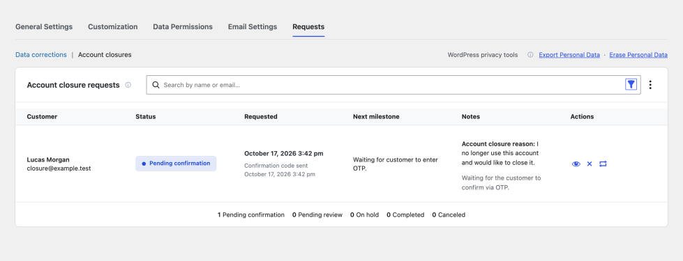 Account closures list with search, status filters, and request review controls.